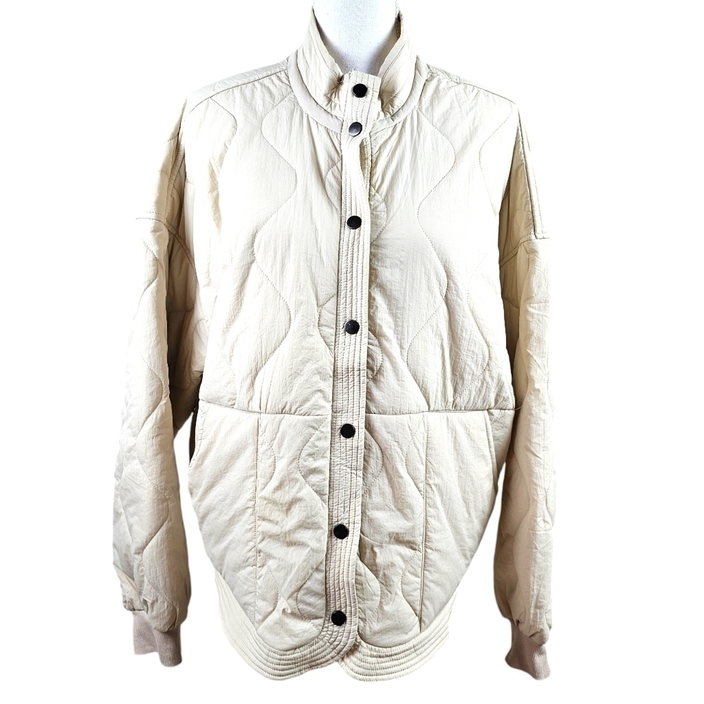 UMGEE Quilted Puffer Bomber Jacket in L